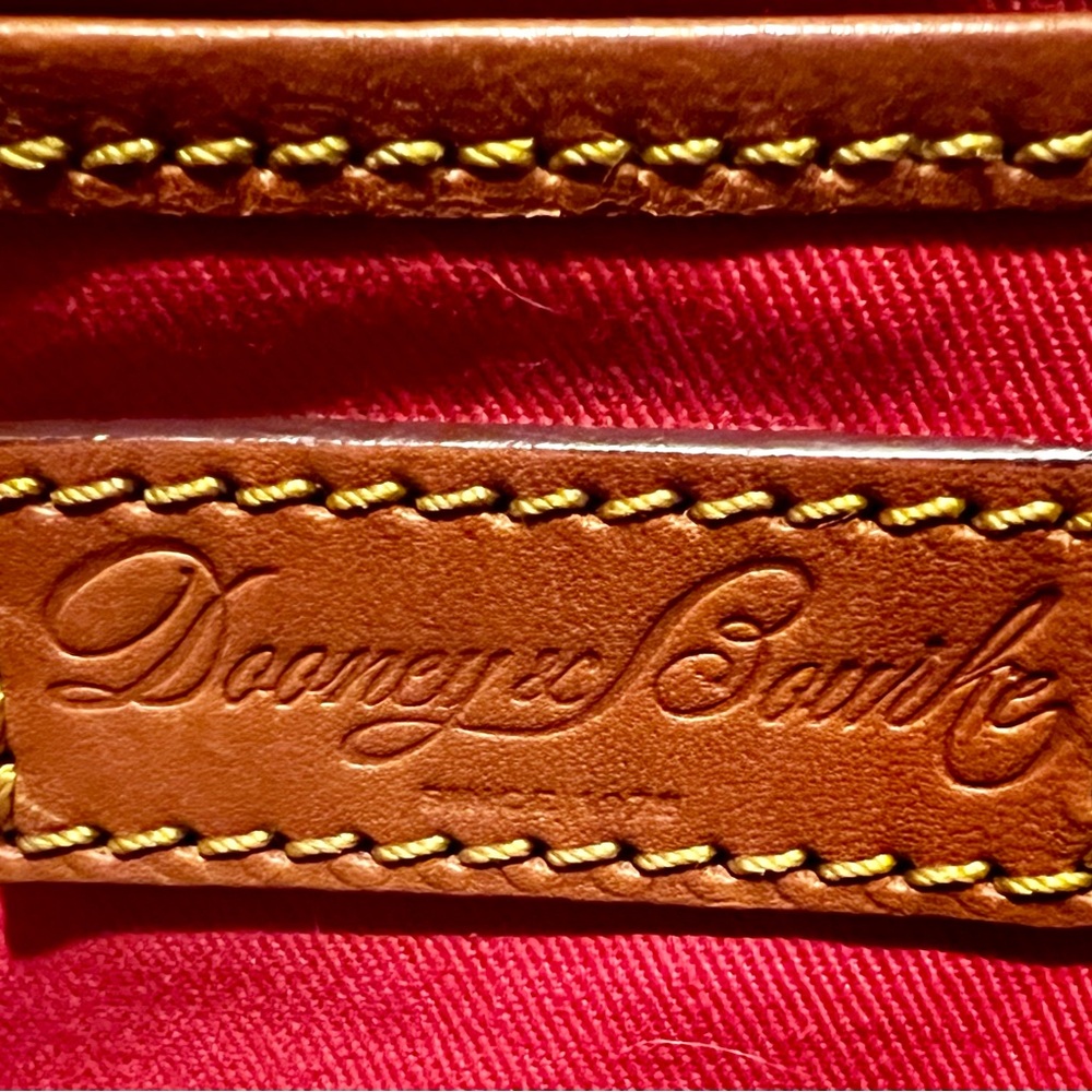 Dooney & Bourke classic tote. Rich t’moro brown canvas with caramel leather trim - Picture 7 of 16